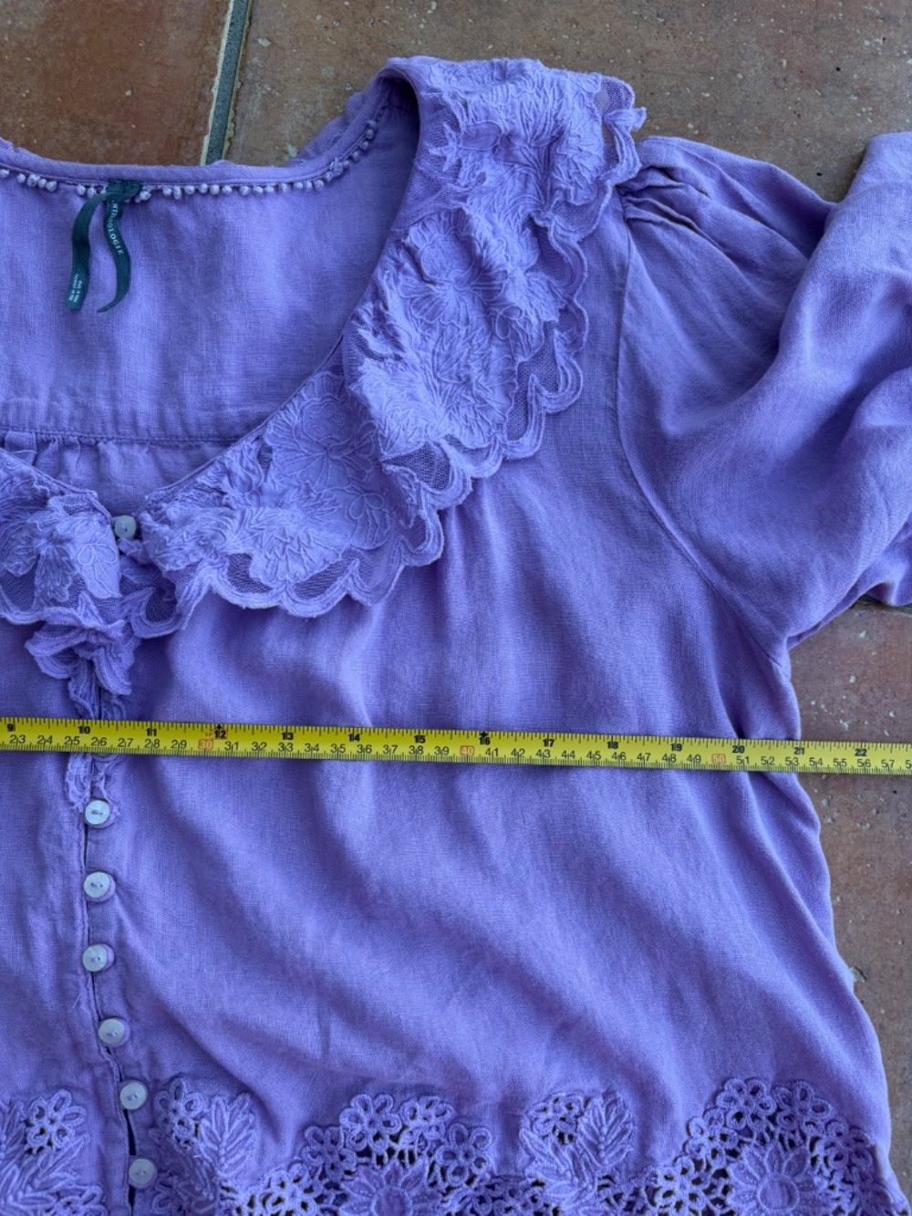 By Anthropologie $128 Lavender Linen Blend Lace-Collar Blouse Size M - Picture 7 of 7